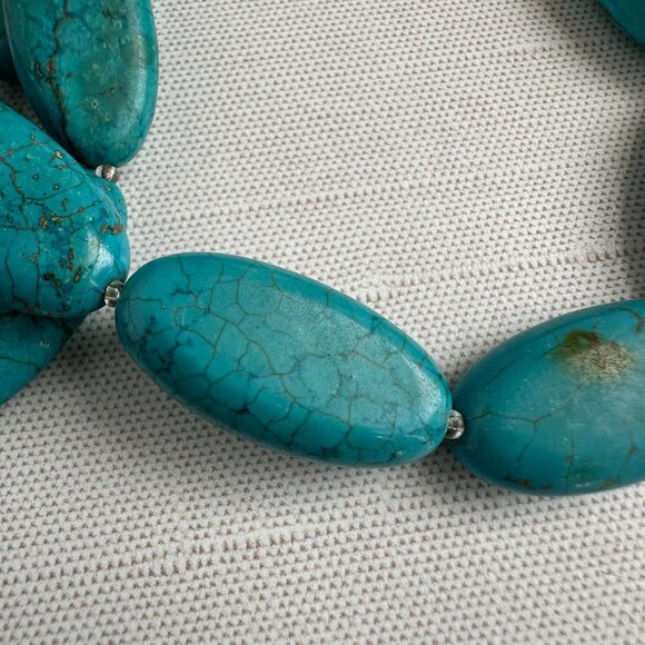 Dyed Magnesite Turquoise Bead Necklace - Picture 8 of 12